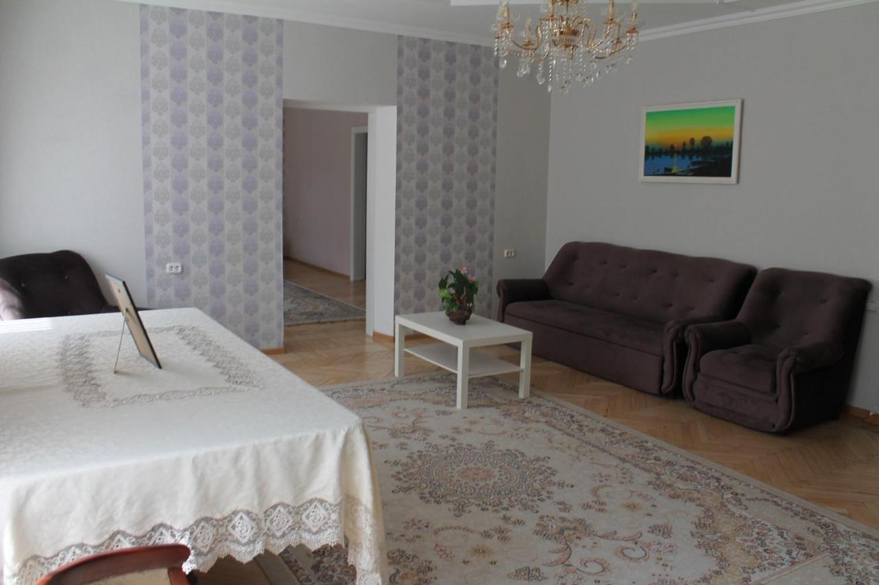 Residence Hotel Pavlodar Exterior photo